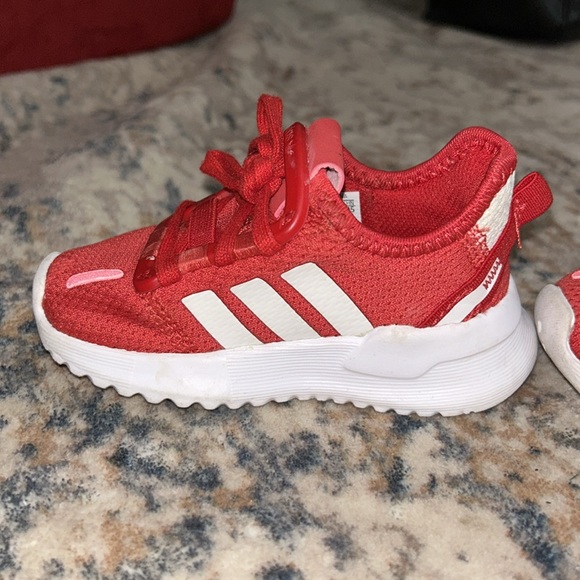 Red adidas shoes for babies/toddlers - Picture 2 of 10